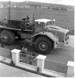 LE TELAGH camion t100 Berliet 01